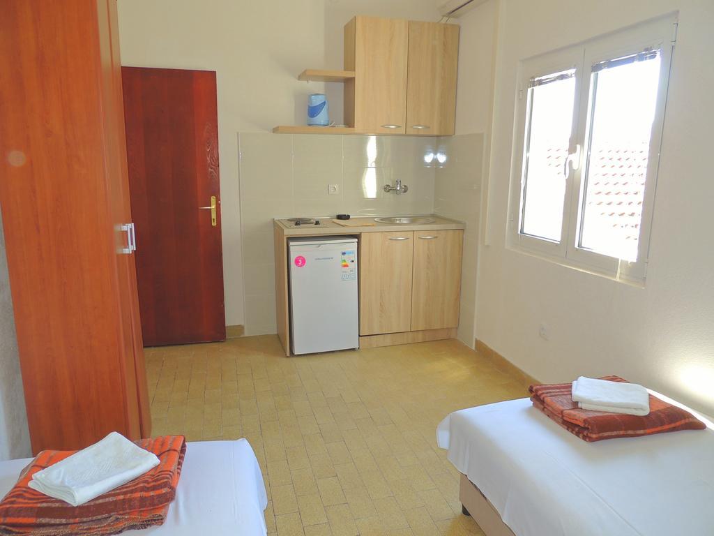 Guest House Jelena Budva Exterior foto