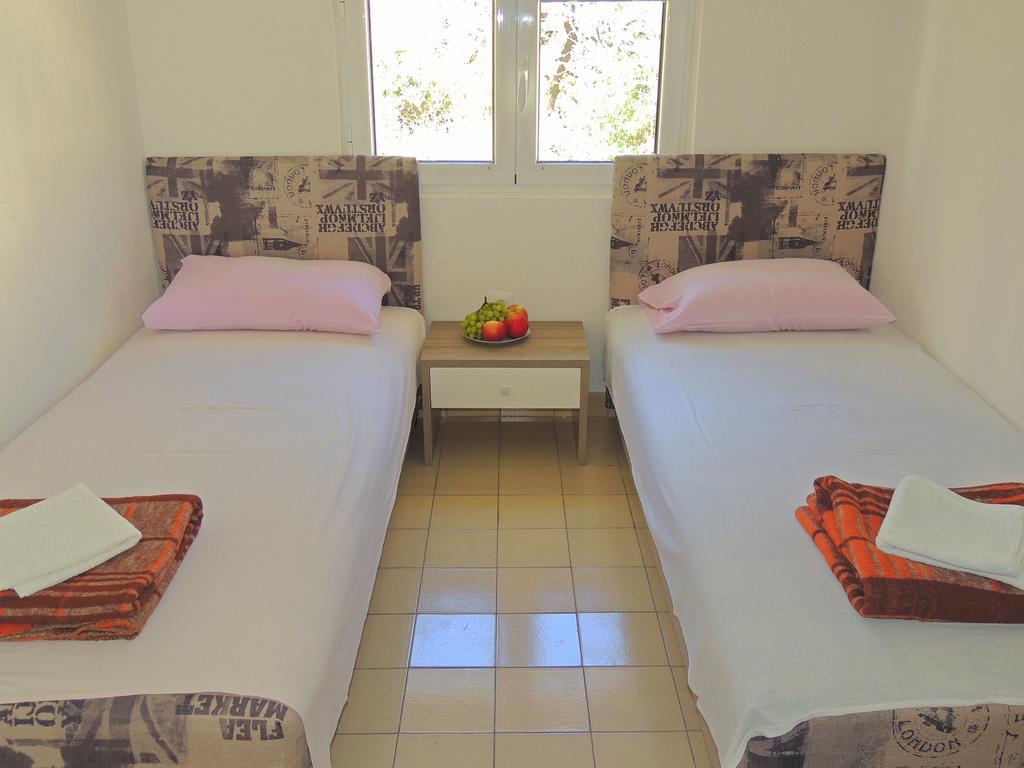 Guest House Jelena Budva Exterior foto