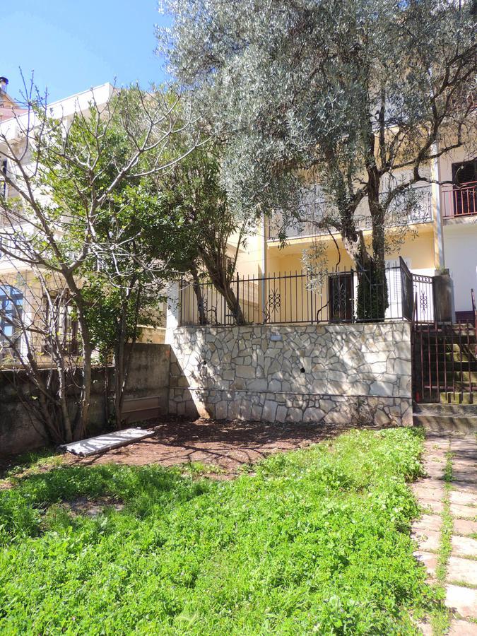 Guest House Jelena Budva Exterior foto